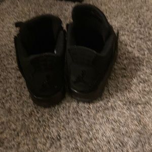 Jordan 4 Black cats